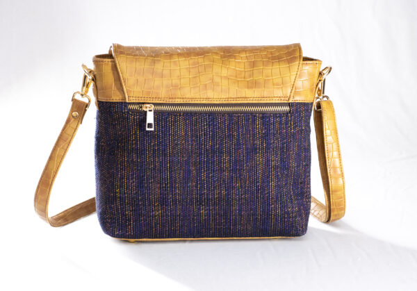 handbagmodel006-0003 Handwoven Fabric & Leather Crossbody Handbag – Multiple Color Options