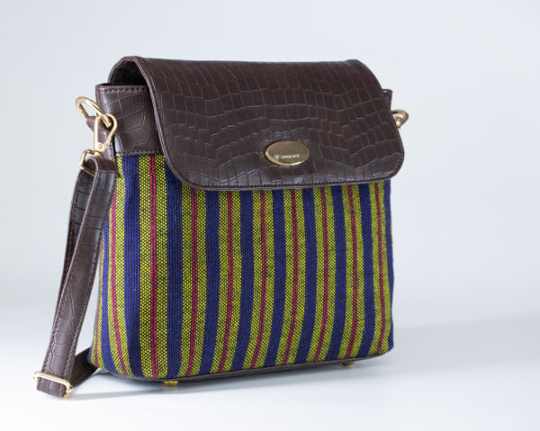 handbagmodel006-0020 Handwoven Fabric & Leather Crossbody Handbag – Multiple Color Options